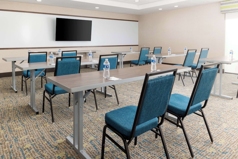 Hampton Inn & Suites Porter Ranch Los Angeles - photo 33