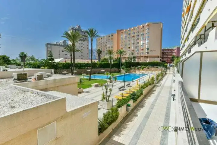 INMOWEAVER 112 CP con Gran terraza wifi y piscina in Calp, Spain