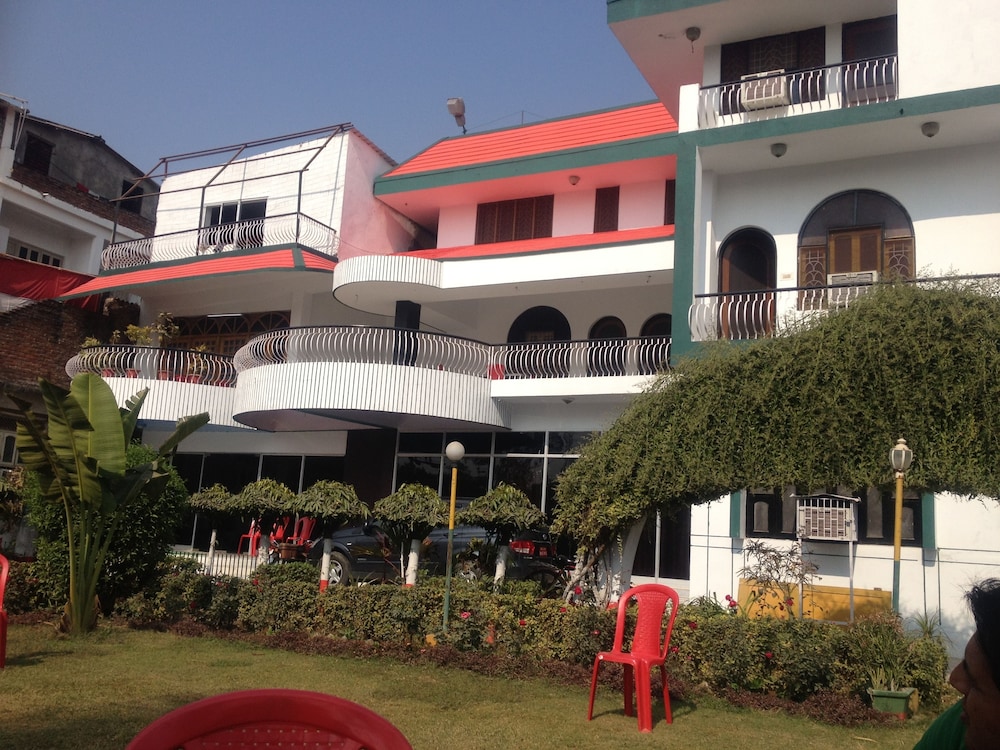 Hotel Buddha International — hotel in Buddh Gaya