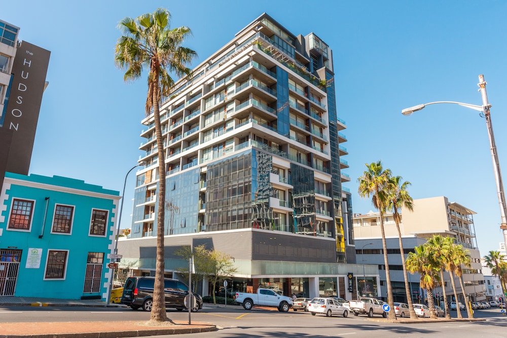 Mirage WHosting — Cape Town — photo 2