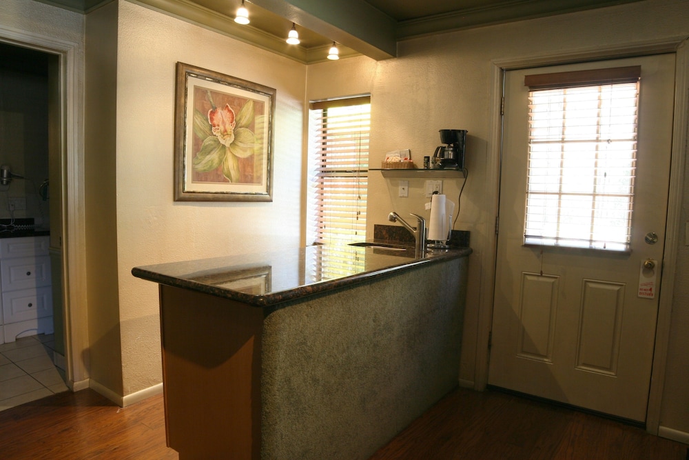 Oak Creek Terrace Resort - photo 45
