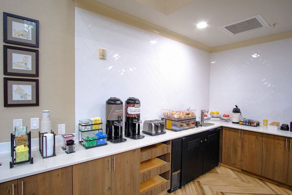 Staybridge Suites Quantico Stafford by IHG - photo 78