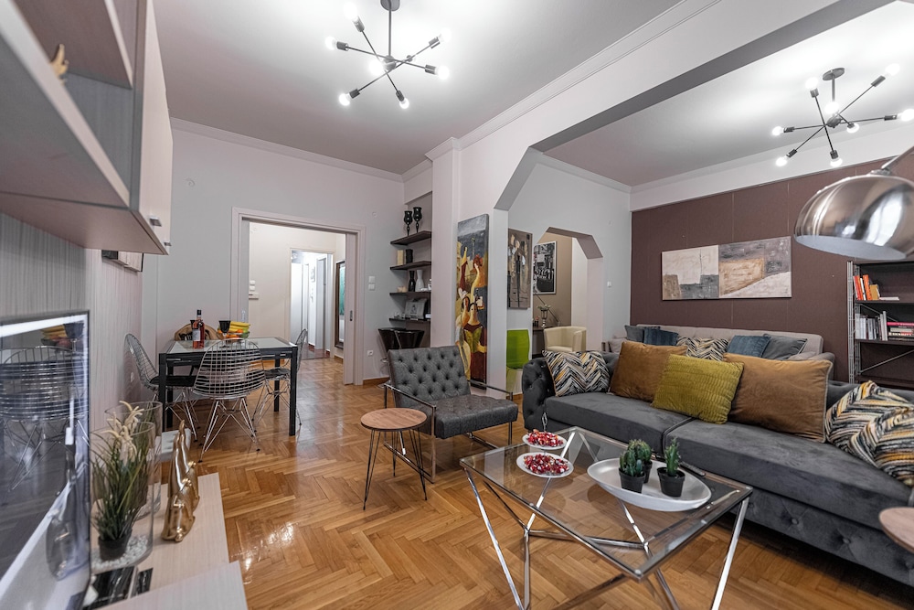 Alopece City Apartment Kolonaki — 4-Star Luxury Hotel in Athens, Greece