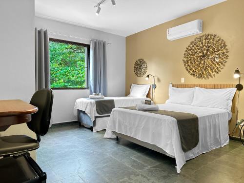 Jacuzzi 200m da praia Wi Fi AC Churrasqueira in Guaruja, Brasil