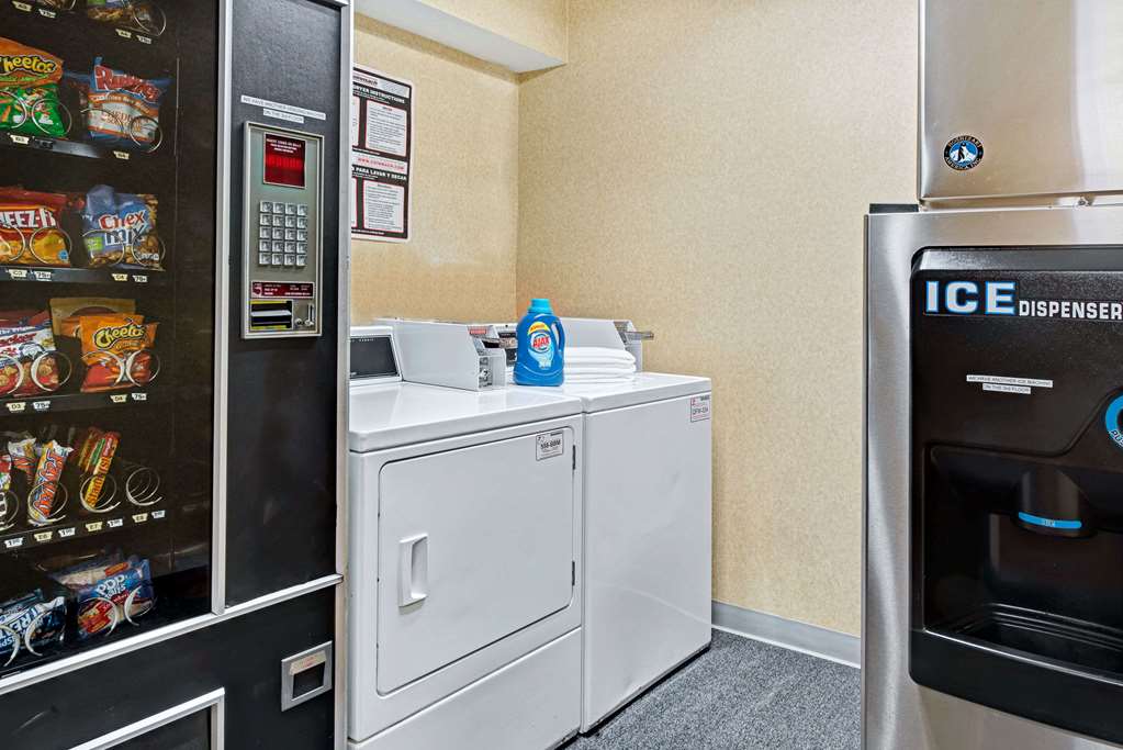 Baymont by Wyndham Indianapolis - photo 15
