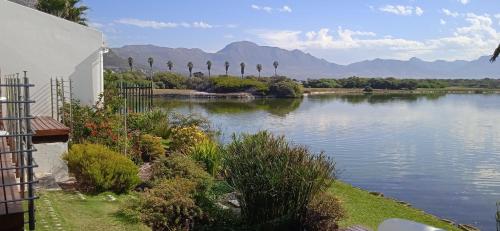 Vlei Cove Guesthouse
