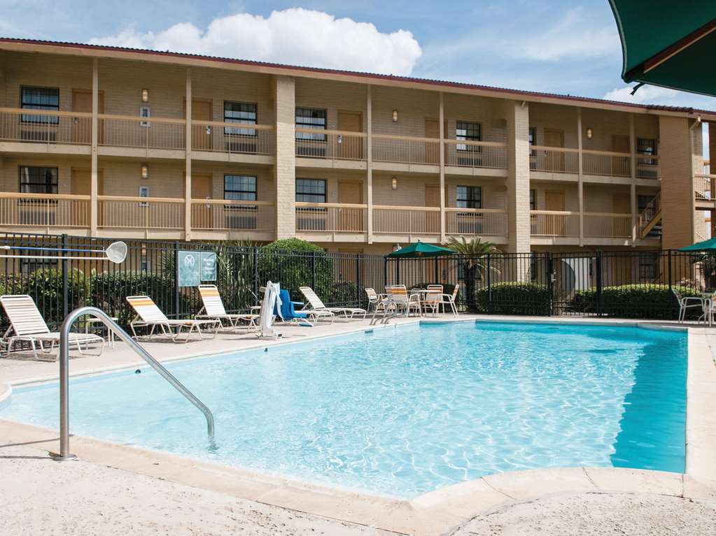 La Quinta Inn by Wyndham New Orleans Veterans Metairie - photo 4