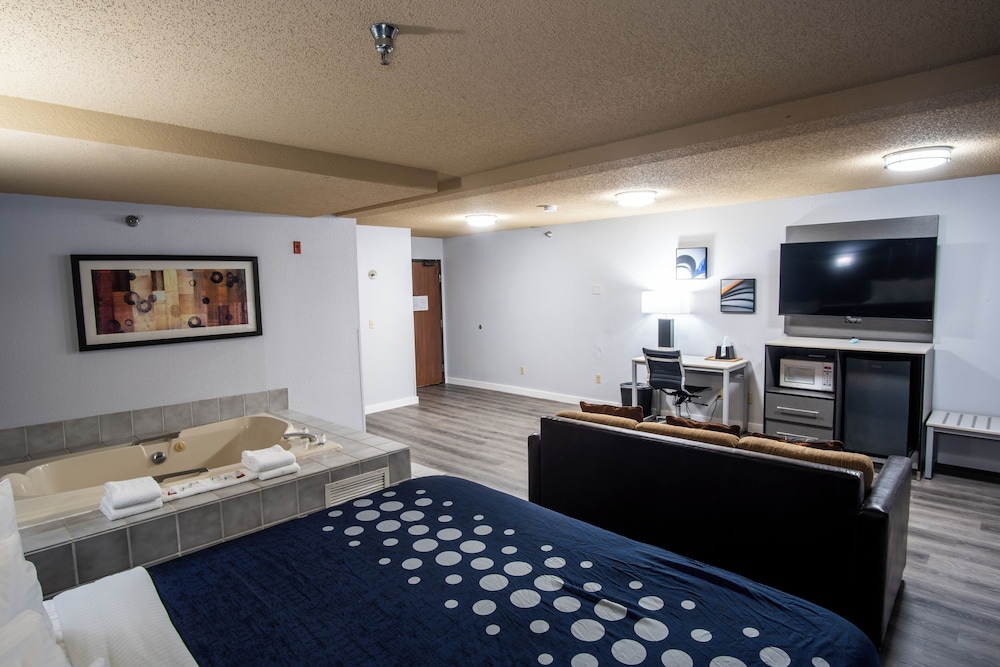 Coratel Inn and Suites By Jasper Eagan St Paul Airport & Mall of America - photo 21