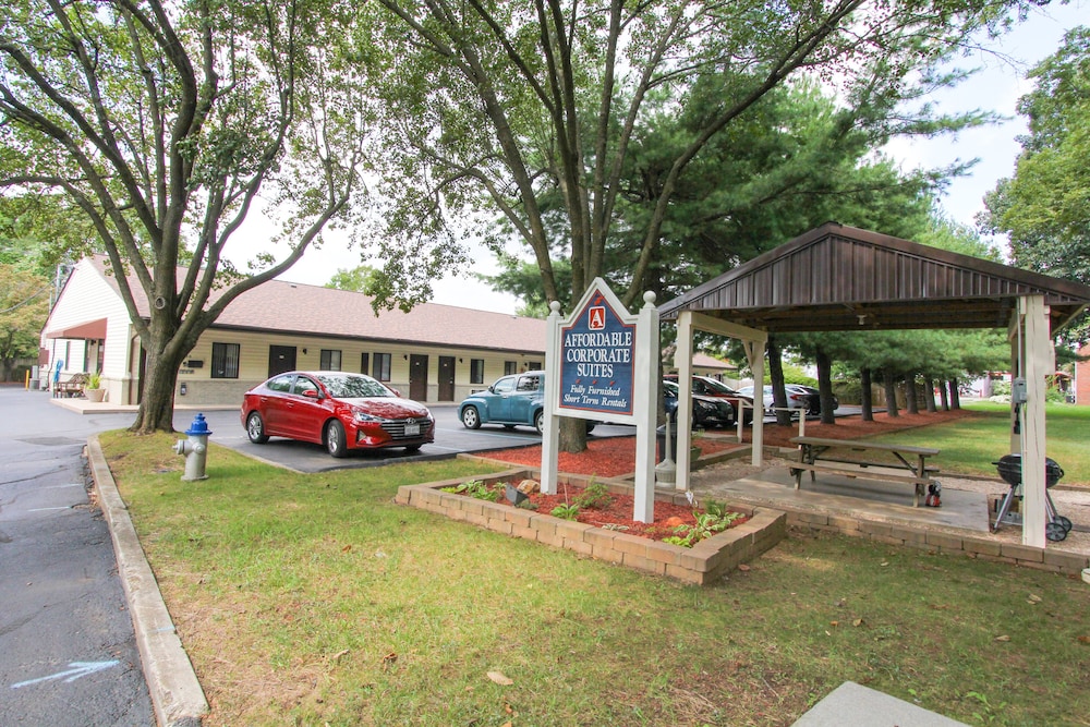Affordable Corporate Suites Lanford - photo 67