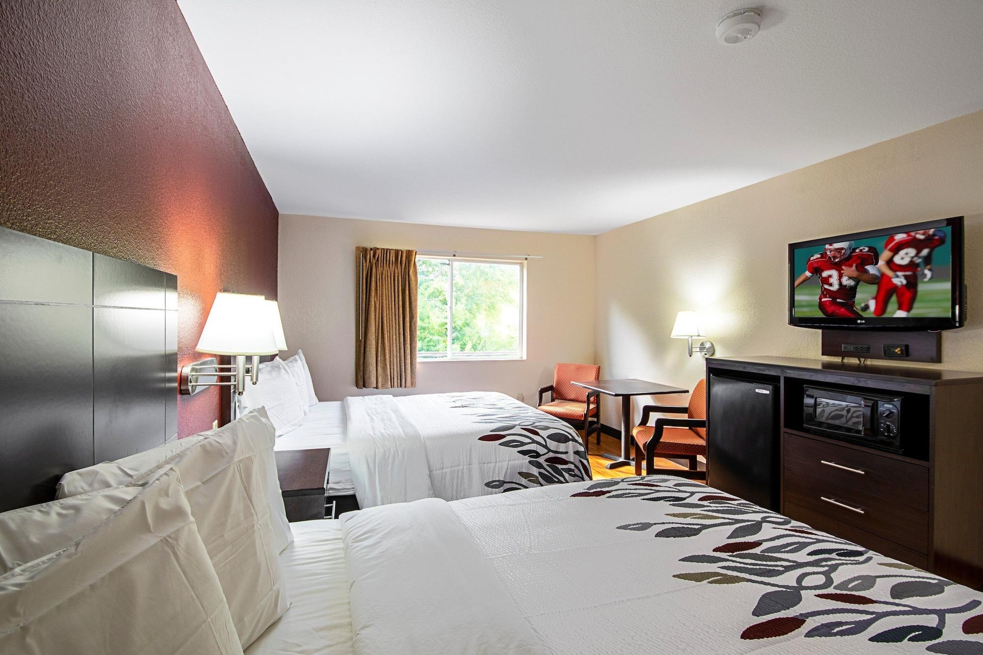 Red Roof Inn San Marcos - photo 26