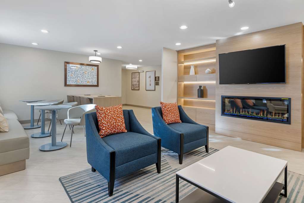 Comfort Inn Marina on the Monterey Bay - photo 11