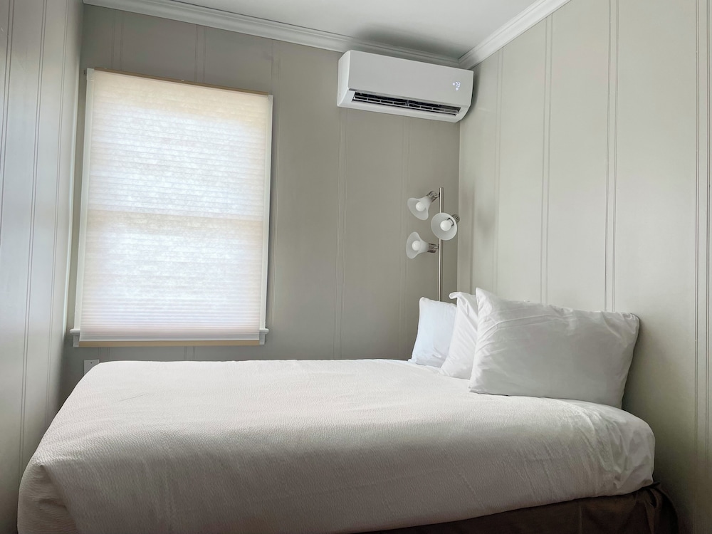 Kings Arms Motel - photo 15