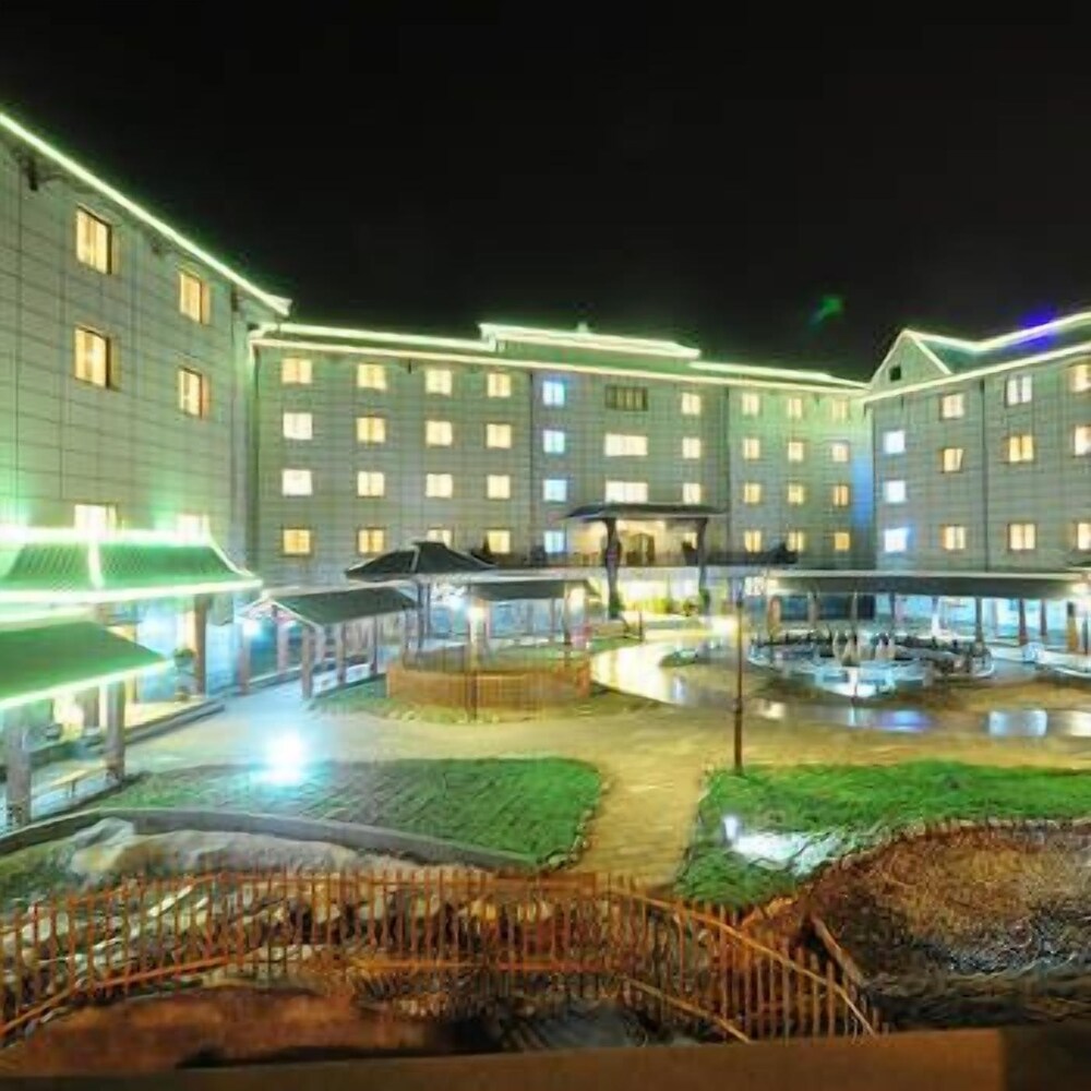 Wanxiang Hotel - carbon neutral hotel in Chongqing