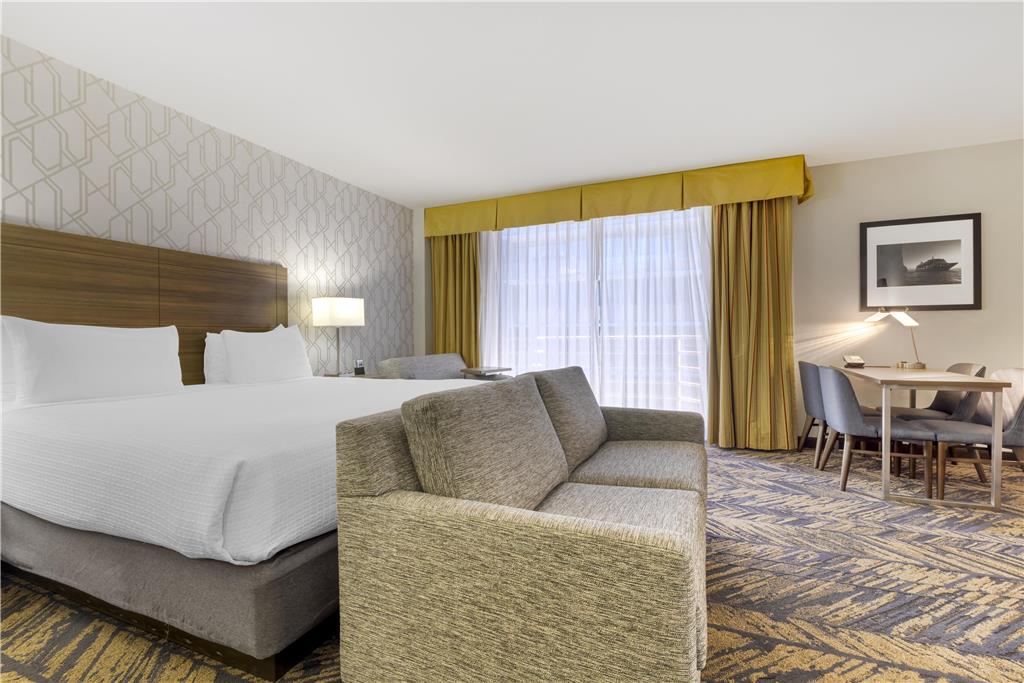 Best Western Plus Bayside Inn - photo 14