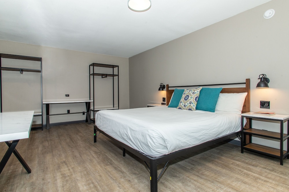 Magnolia Tree Hotel Near Anaheim Convention Center in Anaheim, United States