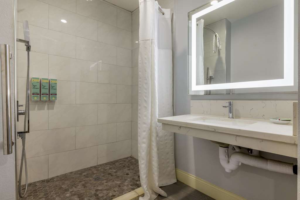 Best Western Orange Plaza - photo 25