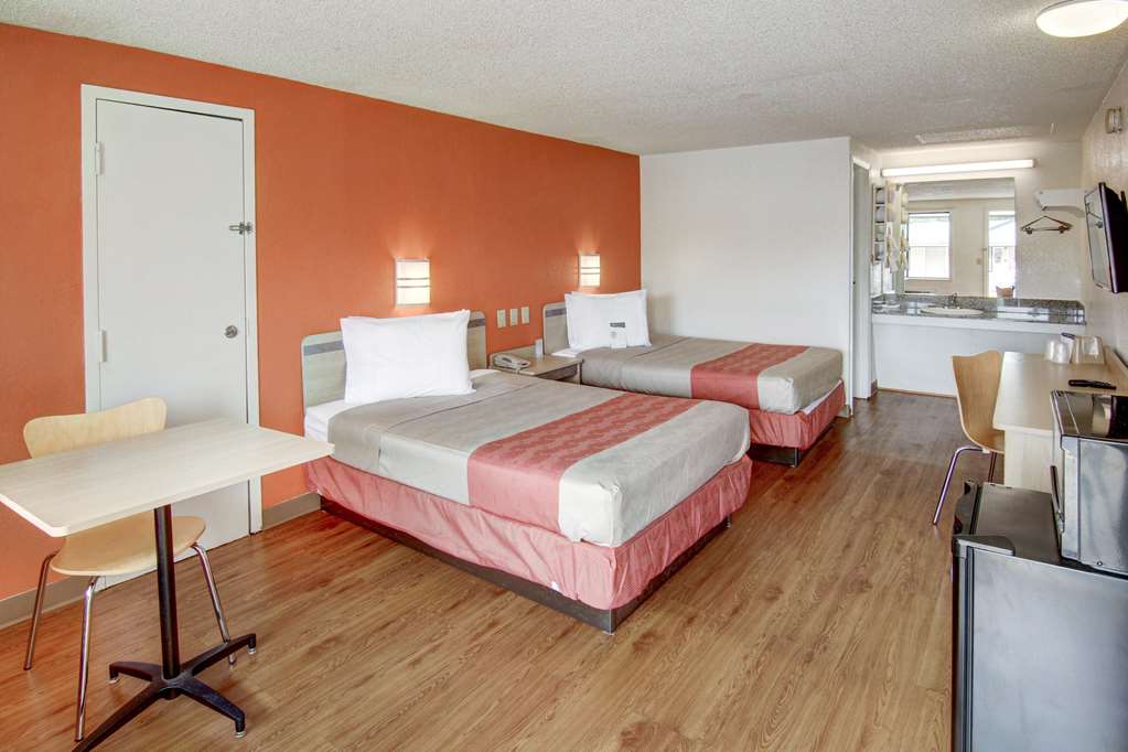 Motel 6 Union City GA Atlanta Airport - photo 15