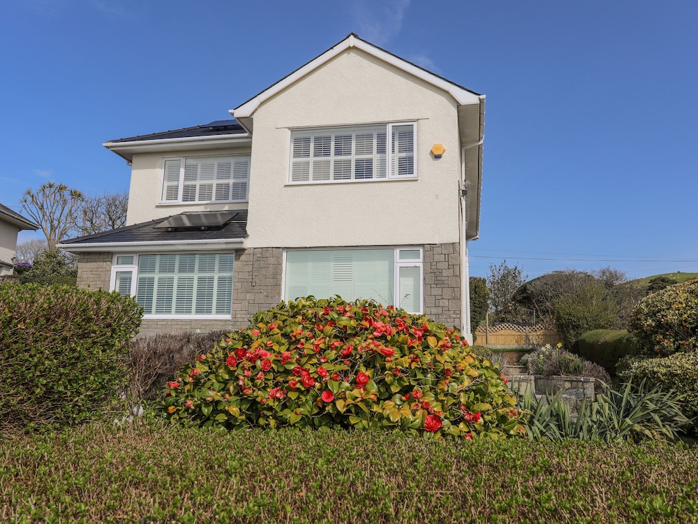 Awelfryn - carbon neutral hotel in Criccieth
