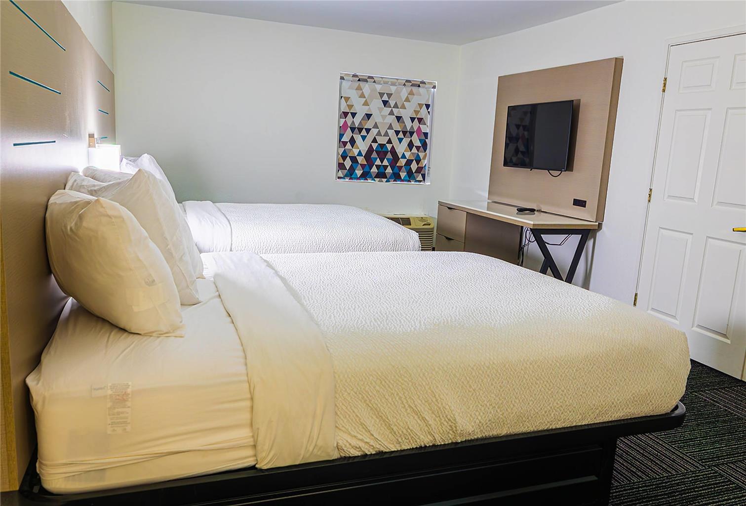 Baymont by Wyndham Port Wentworth - photo 16