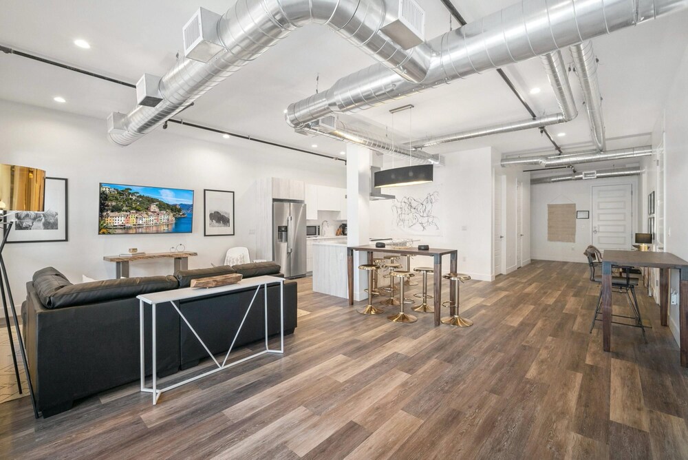 Rino Art Lofts Urban Cowboy Loft with Skyline Views Denver - photo 14