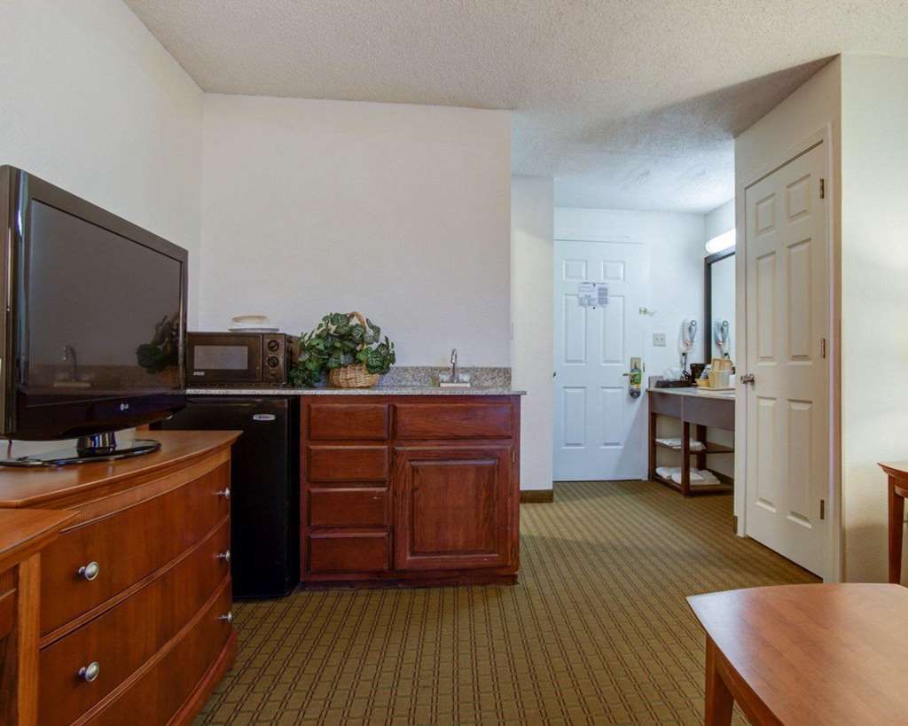 Spark by Hilton Muskogee - photo 23