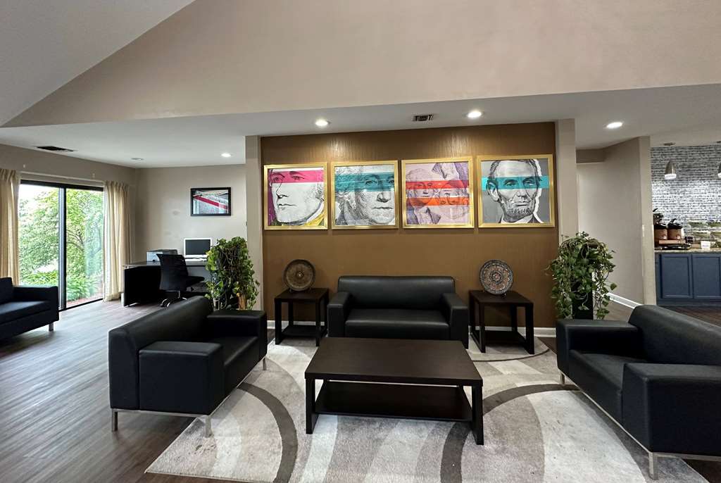 AmericInn by Wyndham Fort Atkinson - photo 16