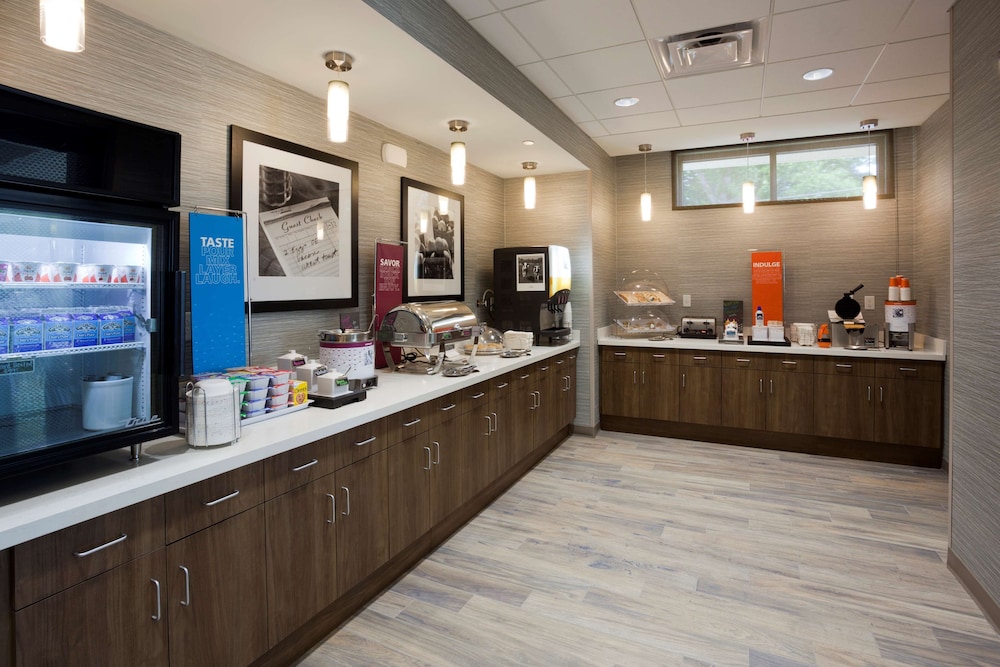 Hampton Inn Spicer Green Lake - photo 31