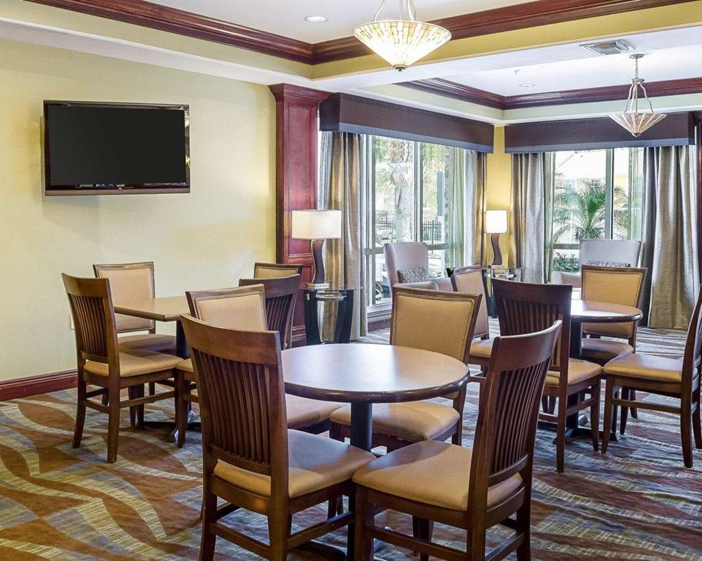 Comfort Suites Harvey New Orleans West - photo 24