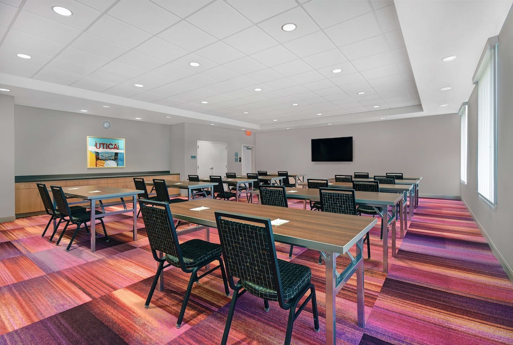 Home2 Suites by Hilton Utica NY - photo 34