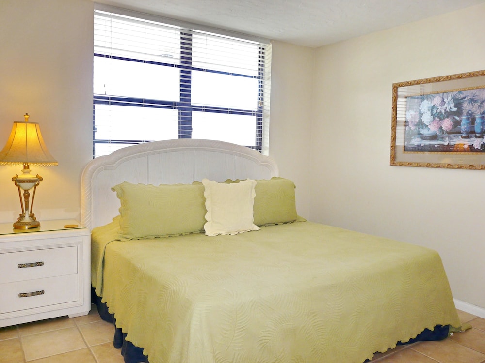 South Seas Tower 3 603 - photo 4