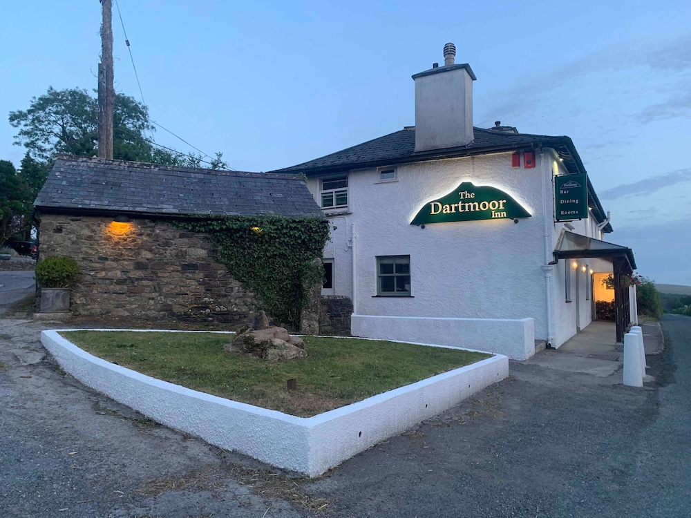 The Dartmoor Inn at Lydford - carbon neutral hotel in Okehampton