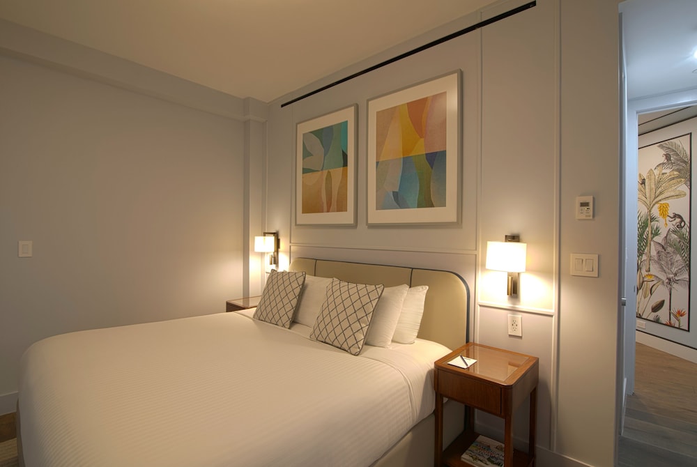 Hotel Belleclaire - photo 49