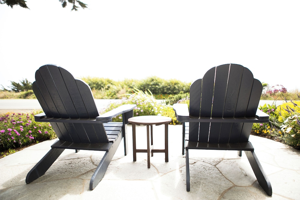 Sea Otter Inn - photo 45