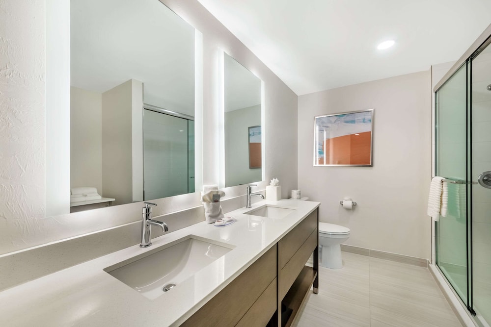 Comfort Suites Fort Myers East I 75 - photo 24