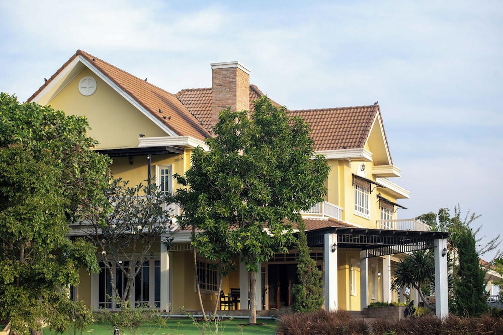 Darad Valley 21239275 — Muak Lek