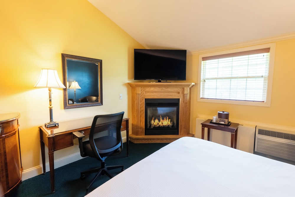 Fireside Inn & Suites Waterville - photo 24