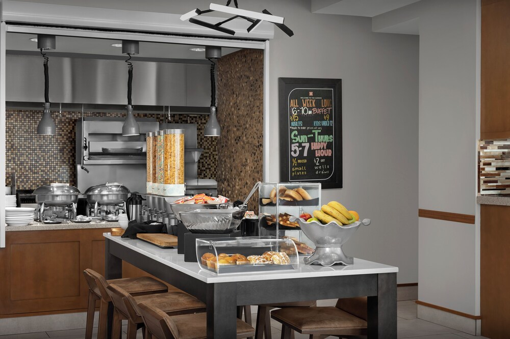Hilton Garden Inn Cedar Falls - photo 44