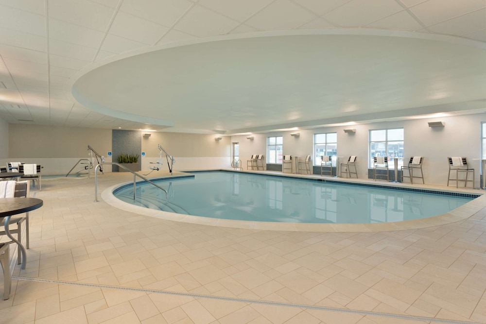 Hampton Inn & Suites Rosemont Chicago O'Hare - photo 23