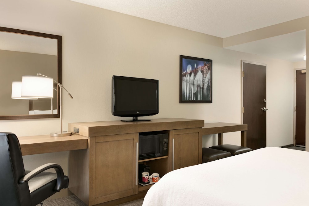 Hampton Inn & Suites Hershey - photo 12