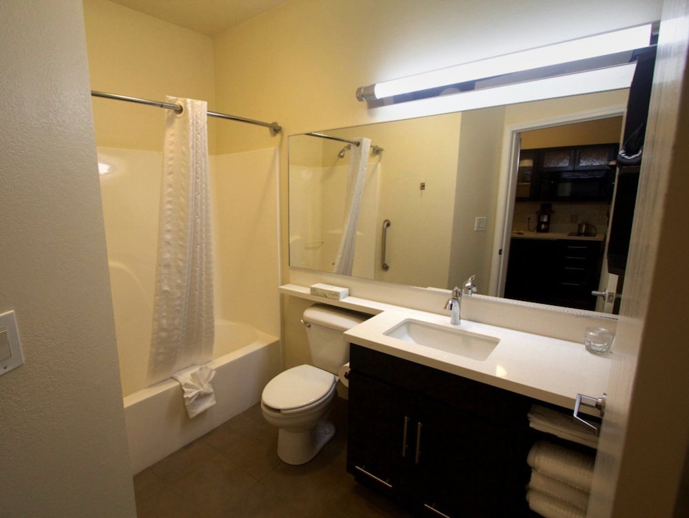 Candlewood Suites West Little Rock by IHG - photo 21