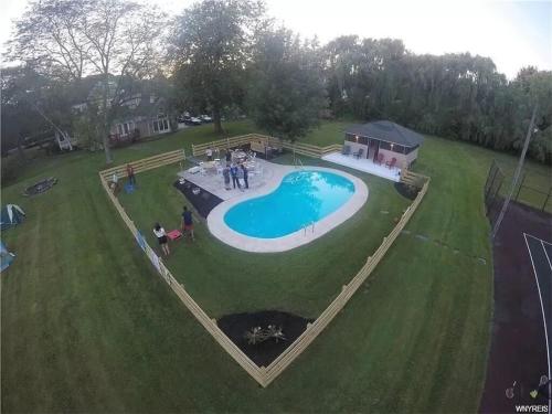 Niagara River Estate — hotel in Youngstown