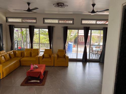 Sarthaks Farm - last minute hotel in Unknown City