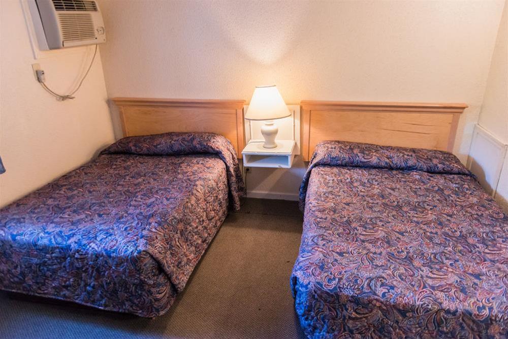 Affordable Family Resort - photo 12