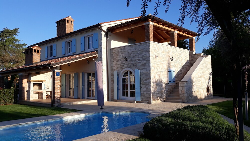 Villa Miramar — 4-Star Luxury Hotel in Porec, Croatia