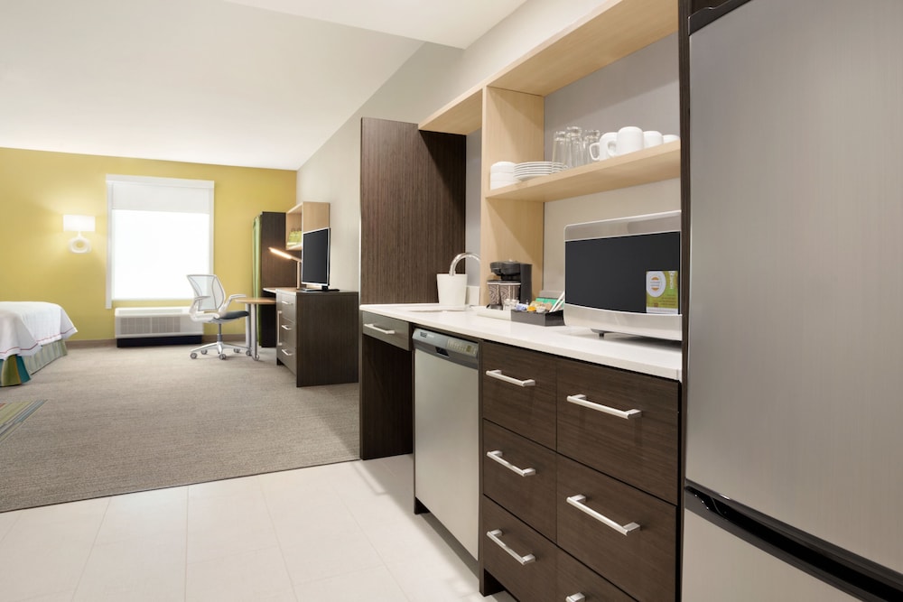 Home2 Suites by Hilton Houston Webster - photo 8