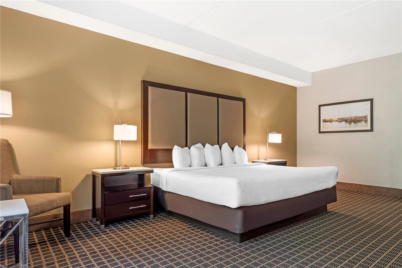 Wingate by Wyndham North East - photo 8