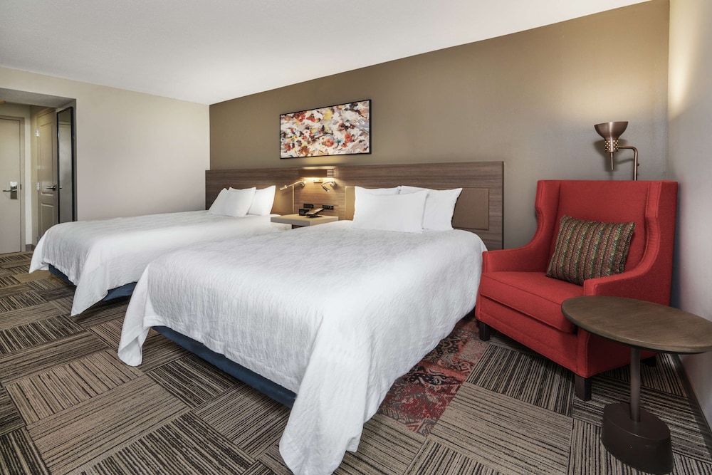 Hilton Garden Inn Syracuse - photo 9