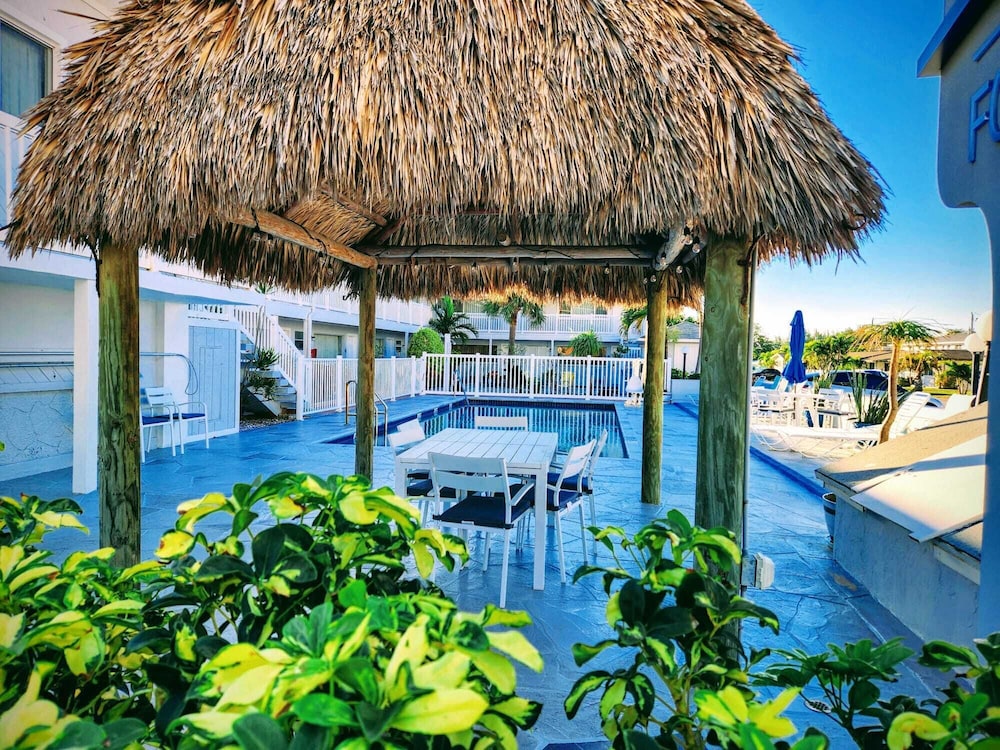 The Palms On Ocean — hotel in Pompano Beach