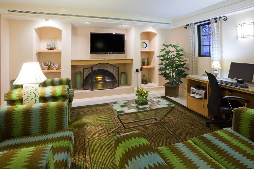 La Quinta Inn Chicago Oakbrook Terrace - photo 32