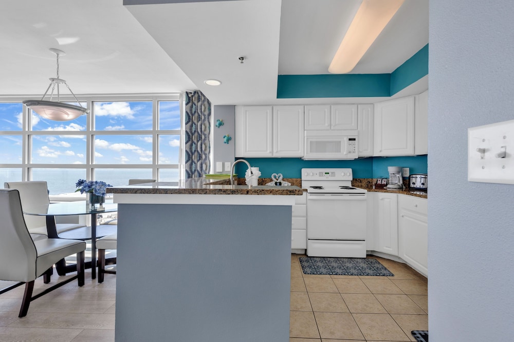Carolinian Resort Stunning Condos - photo 47